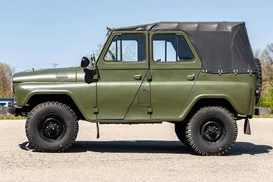 Uaz per ricambi