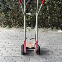 Carrello con ruote