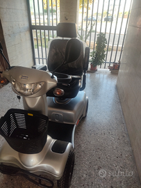 Scooter elettrico per anziani