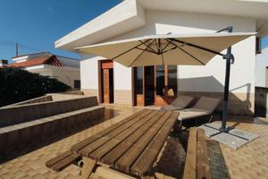 Villetta Posto Rosso vista mare per 8 persone