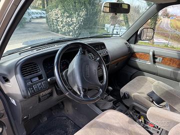 ISUZU Trooper - 2000