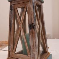 Lanterna azzurrina in legno