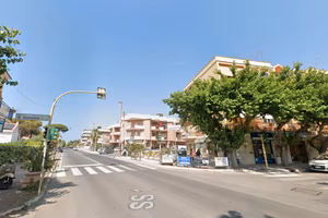 Santa marinella monolocale con giardino privato