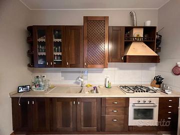 Cucina artigianale in larice 3,40 m  + elettrodom
