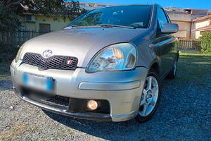 *TOYOTA YARIS TS*