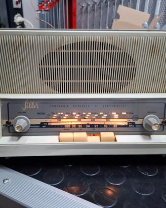 Radio a valvole CGE mod.1616 Seller