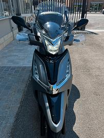 Scooter kymco