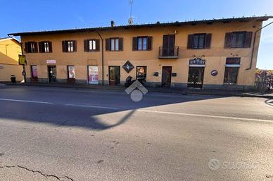 2 LOCALI A MONCALIERI