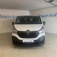 RENAULT TRAFIC 9 posti IVA ESPOSTA INCLUSA