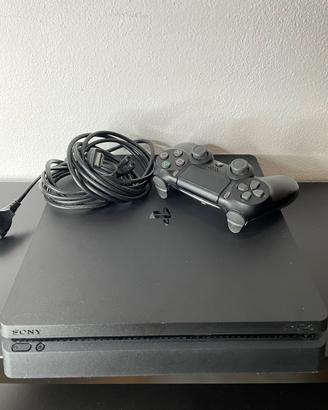 PS4 con scatola e 2 pad