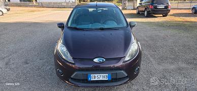 Ford Fiesta 1.4 5 porte Bz.- GPL Titanium