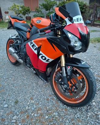 honda cbr 1000 rr 