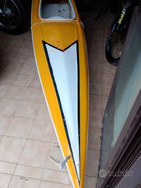 Canoa kayak in vetroresina