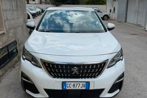 Peugeot 3008 1500 / 130 cavalli