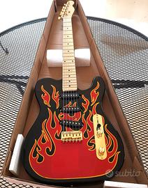 Chitarra Elettrica con disegno Fiamme