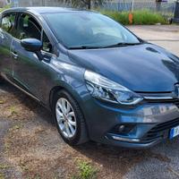 Renault Clio 1.5 dci.