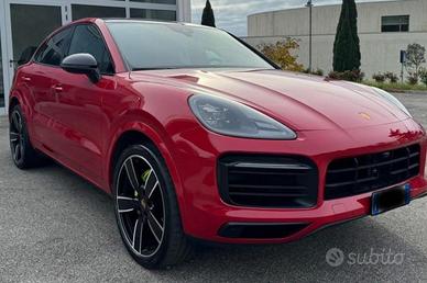 Porsche Cayenne 3.0 V6 E-Hybrid NOLEGGIO 12 MESI