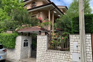 MONFALCONE: PERFETTA VILLA BIFAMILIARE