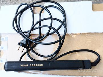 Piastra con tecnologia in ceramica per capelli