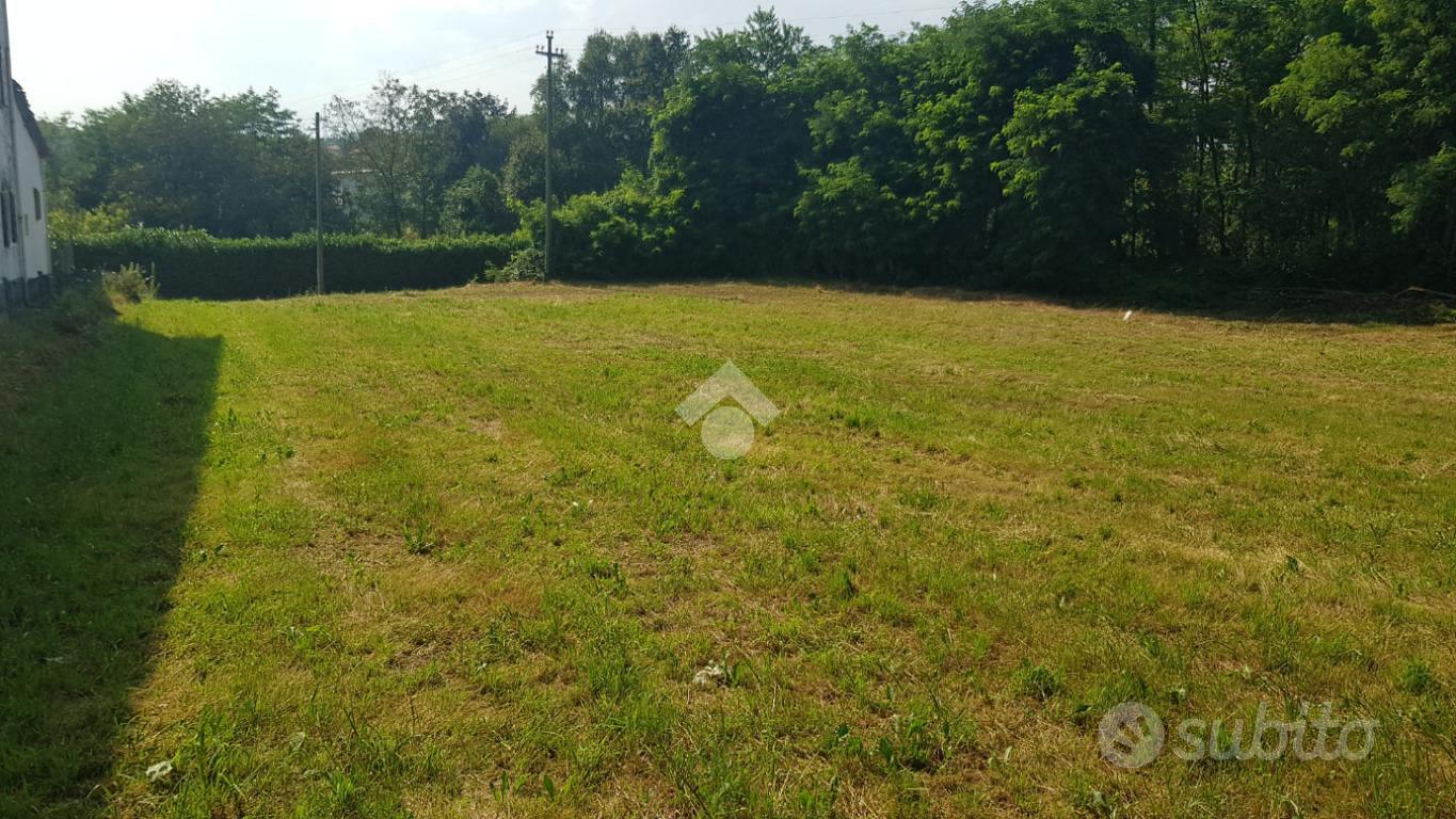 TER. RESIDENZIALE A DIVIGNANO - Vista 3