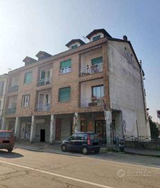 Immobile in asta di 150 m² con 4 locali a Moncalie