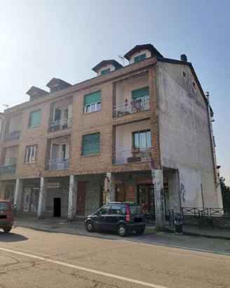 Immobile in asta di 150 m² con 4 locali a Moncalie
