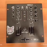 mixer behringer NOX101