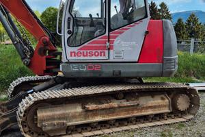 escavatore Neuson 12002
