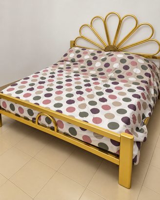 Struttura letto matrimoniale dorato con testiera 