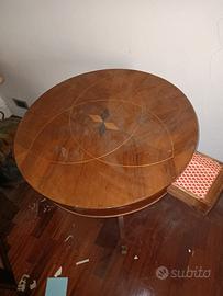 Arredi d'epoca, tavolino, Novara