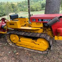 Trattore cingolato Itma 235 con Trincia