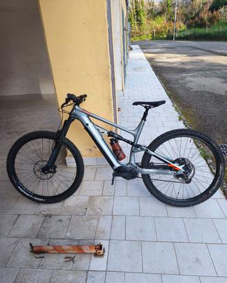 Cannondale moterra neo 4