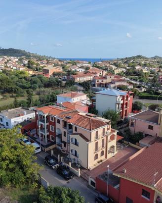 3 LOCALI A TORTOLÌ