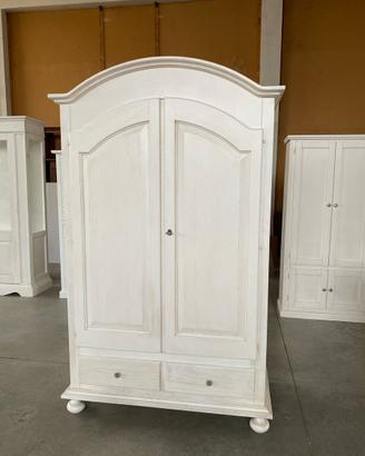 Armadio in legno nuovo bianco