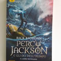 Libro PERCY JACKSON e gli dei dell'olimpo