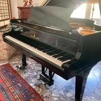 Pianoforte a coda Steinway & Sons
