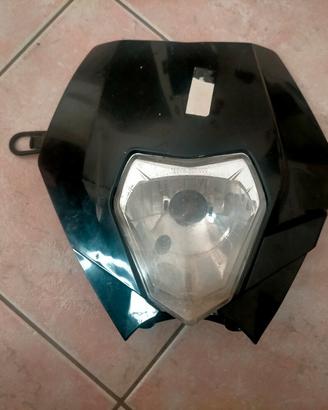 maschera con faro