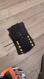 Copertone Maxxis Rekon 2.4×29 Tubless