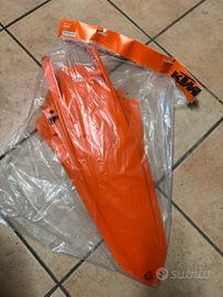 Parafango e cassa filtro ktm