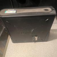 Dispositivo per collegare il pc e i diversi cavi