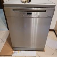 Lavastoviglie Miele