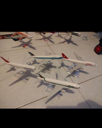 4 modellini aereo Alitalia, turkish, Swiss ecc