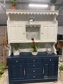 Doppia Credenza BICOLORE con vetrine e accessori