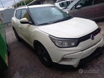 ricambi ssang yong Tivoli anno 2015