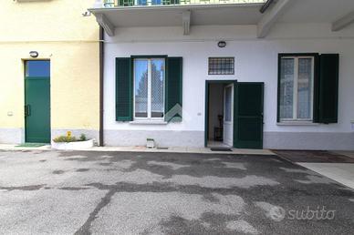 2 LOCALI A LECCO