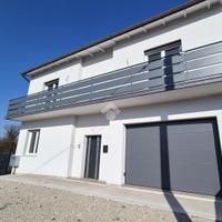 CASA SEMINDIPENDENTE A NOVENTA PADOVANA