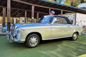 Mercedes 220 S Ponton Cabriolet – 1957 - SUMMER PR