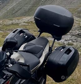Valigie laterali GIVI V35 + Bauletto GIVI V47
