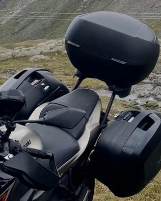 Valigie laterali GIVI V35 + Bauletto GIVI V47