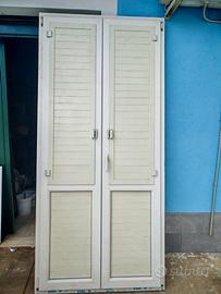 Balcone in PVC nuovo